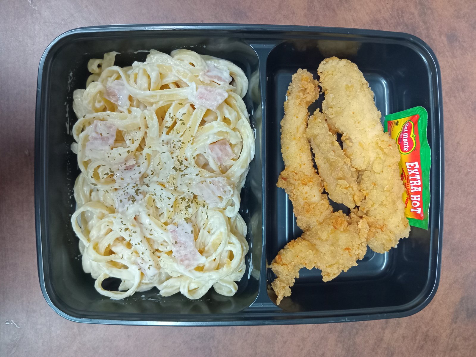 Fettucine Carbonara dgn Chick Strip