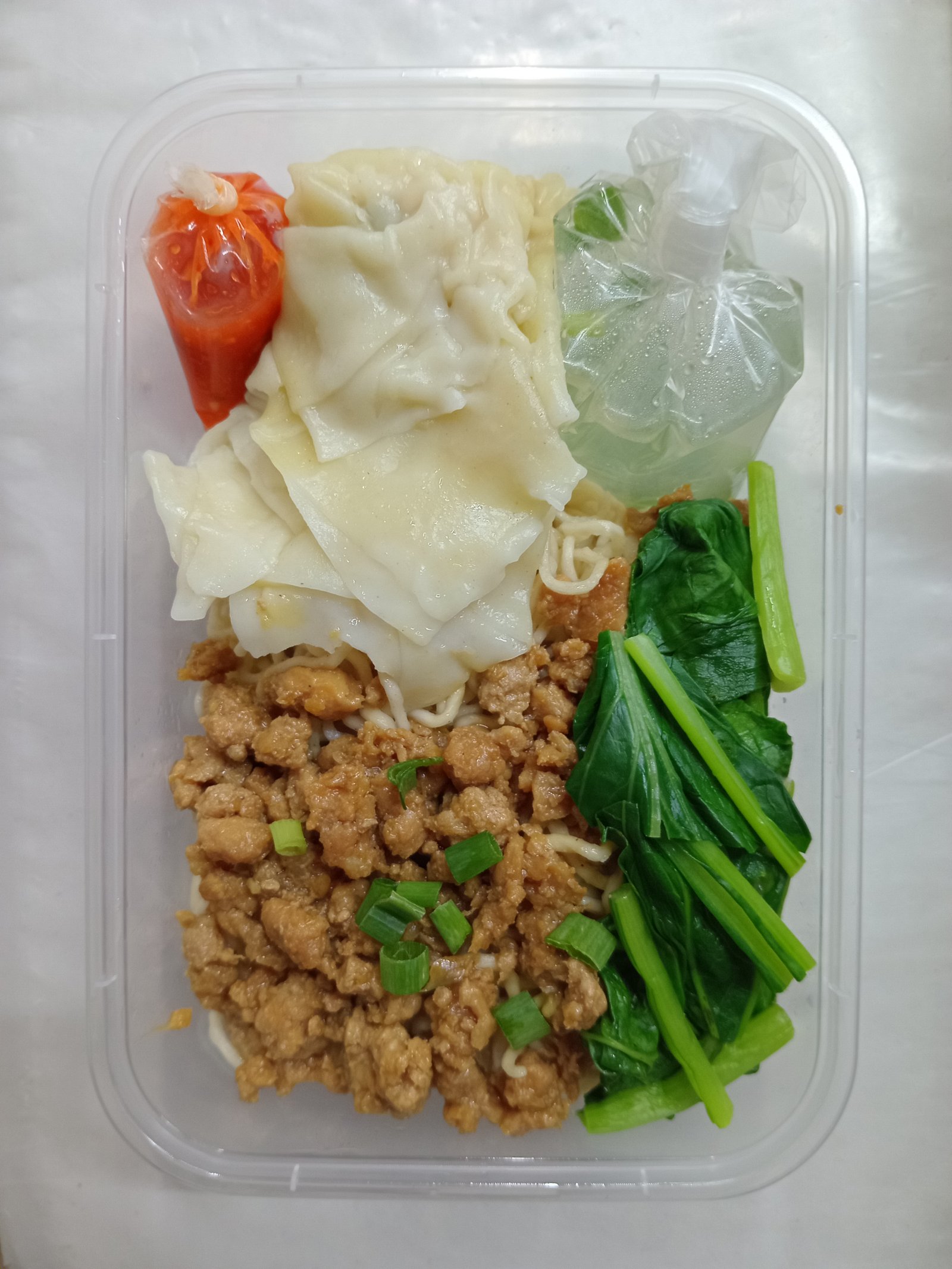 Bakmie Ayam + Pangsit